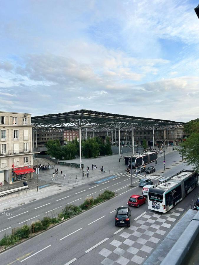Апартаменти Appt 2 A Deux Pas De La Gare D'Ам'єн Екстер'єр фото